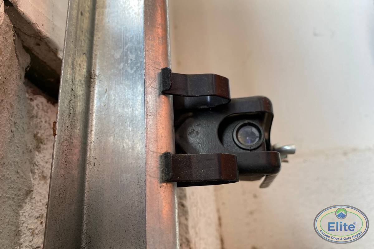 Custom Solutions for Unique Commercial Applications - Commercial Solutions: Rapid repair for Renton businesses and warehouses