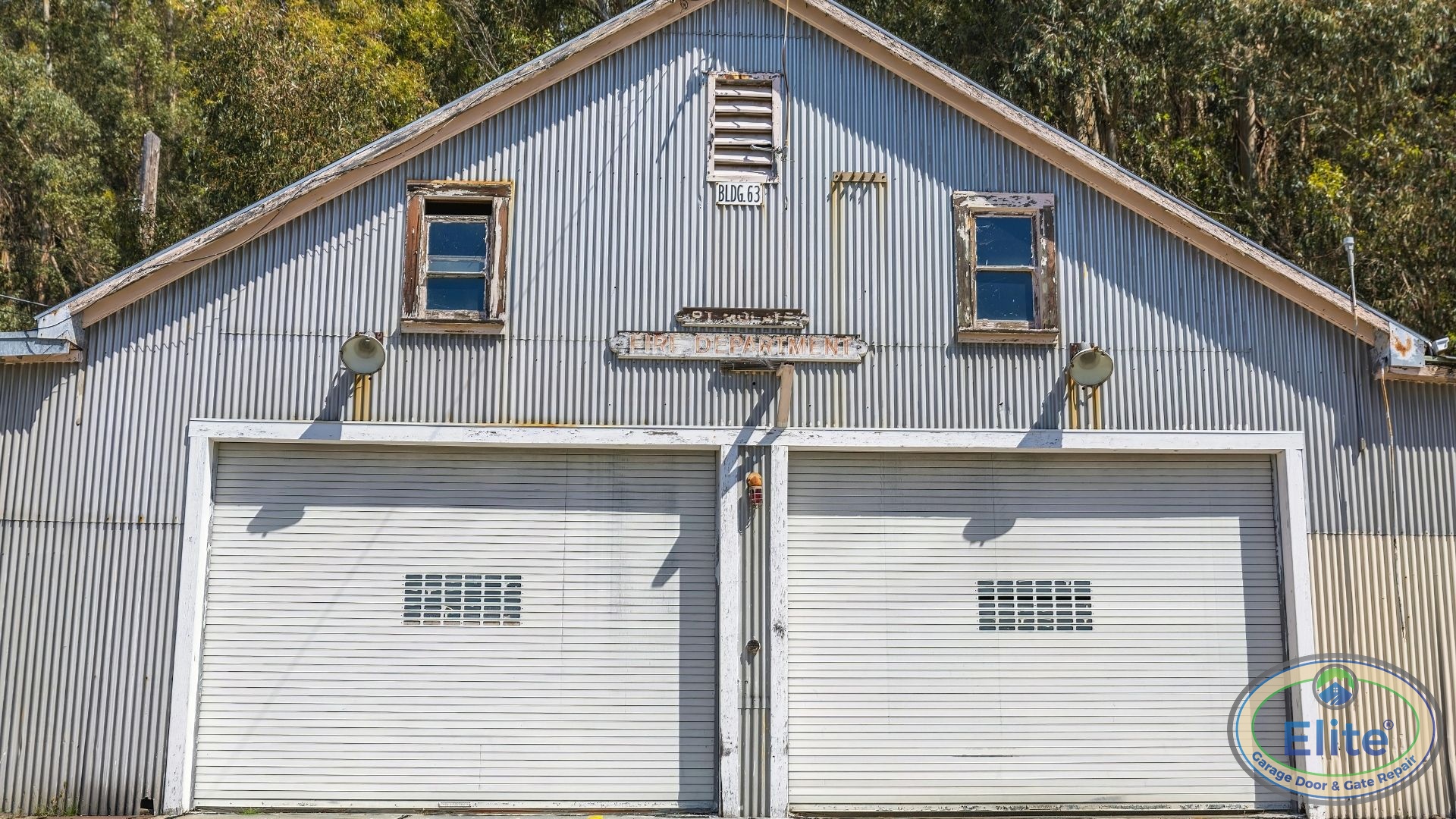 How Modern Steel Carriage Doors Replicate the Authentic Look - Steel Carriage Doors: The rustic look without the wood maintenance