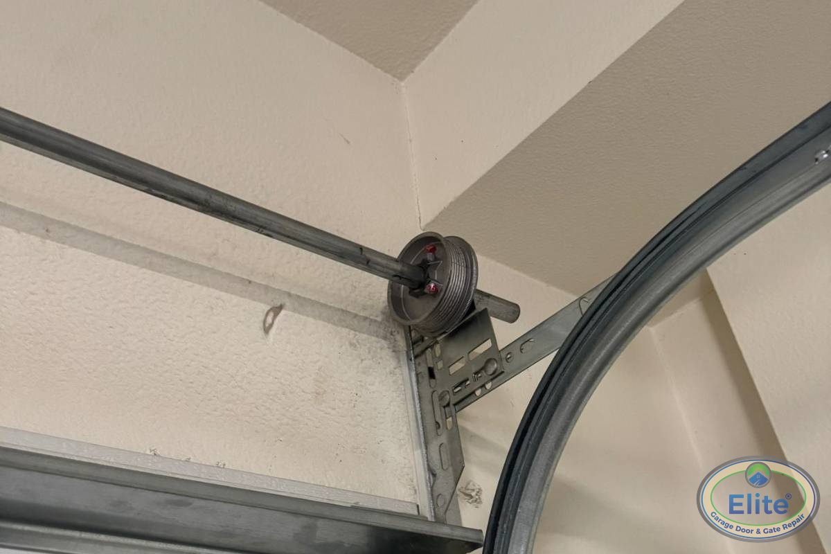 Real Limitations in Washington's Climate - Solar-powered gate openers: Pros and cons in cloudy Renton